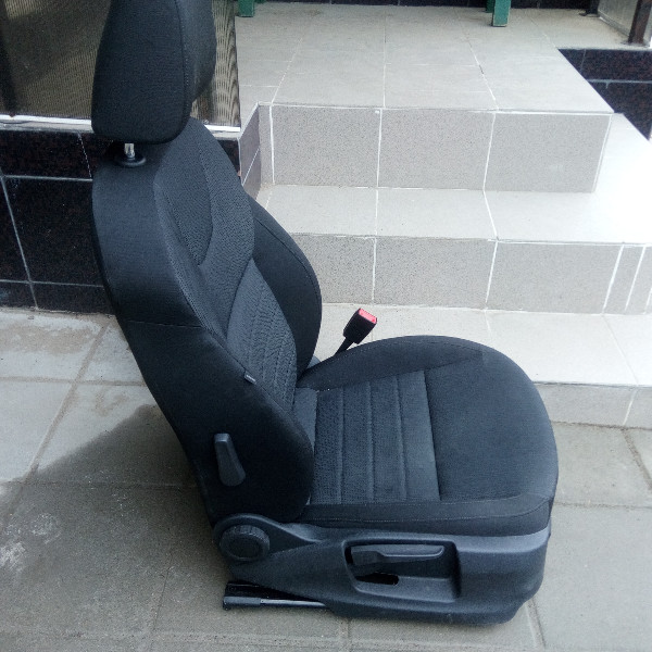 Сиденье шкода а5. Octavia a5 сиденья. Сиденья skoda octavia a5 rs. Задний диван skoda octavia a5. Сиденье шкода а5.